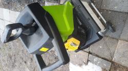 Inzerát č. 139470 - Prodám elektrický drtič větví Fieldmann. Použitý jen krá...