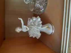 Inzerát č. 138397 - Prodám porcelánovou panenku, pozůstalost. Volejte nebo pi...